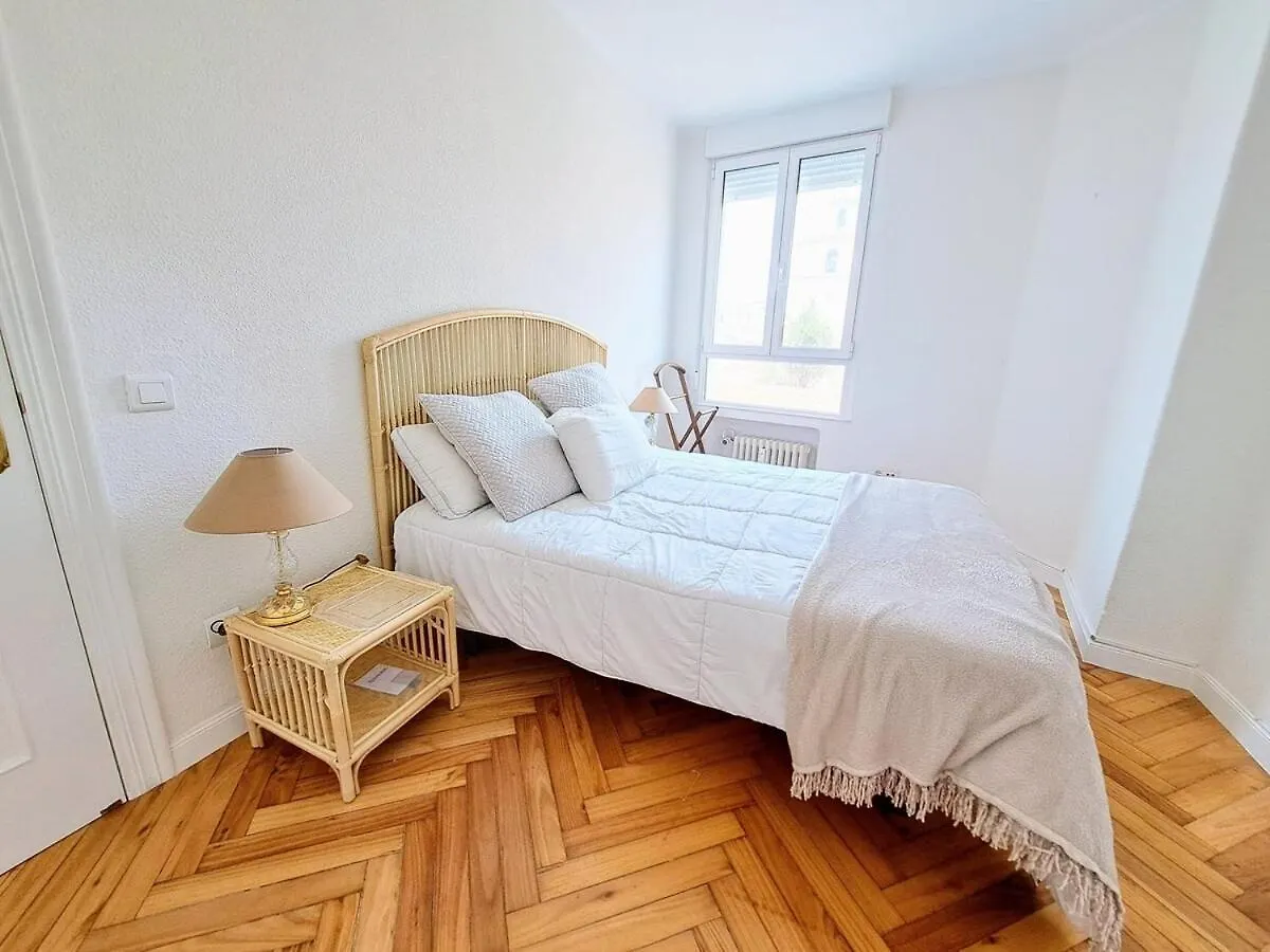 Apartment 2 Next To The Bay And Cathedral Santander
